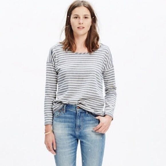 ✨HP✨Madewell Striped Chart Tee/ Navy and Cream✨ - Picture 3 of 6